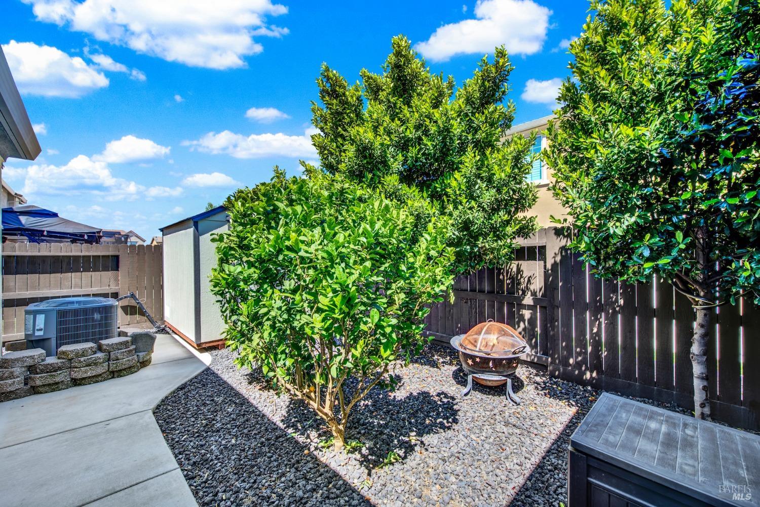 Detail Gallery Image 30 of 34 For 119 Clematis St, Vacaville,  CA 95687 - 3 Beds | 2 Baths