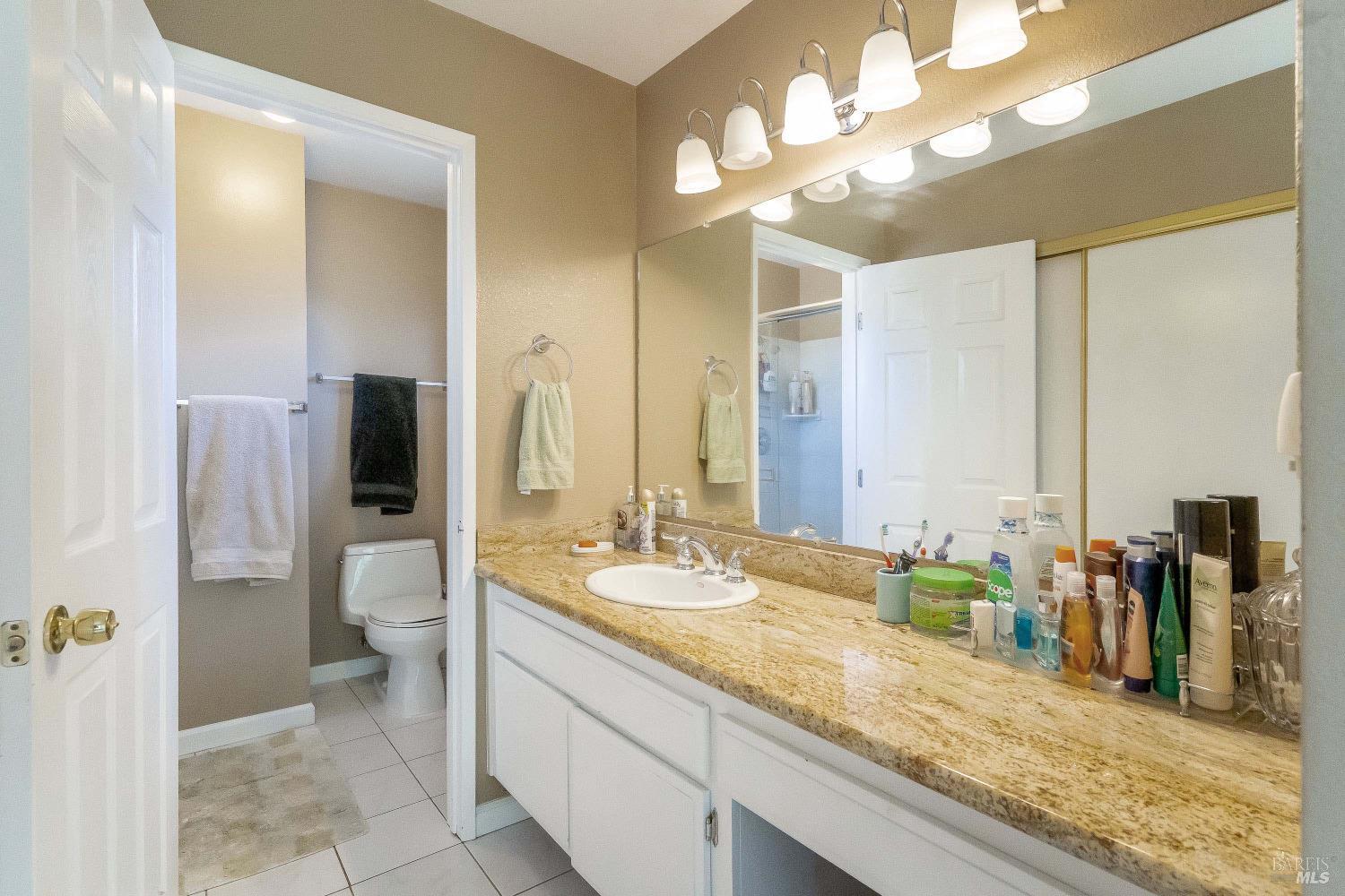 Detail Gallery Image 19 of 41 For 1824 Standish Way, Fairfield,  CA 94534 - 4 Beds | 2/1 Baths
