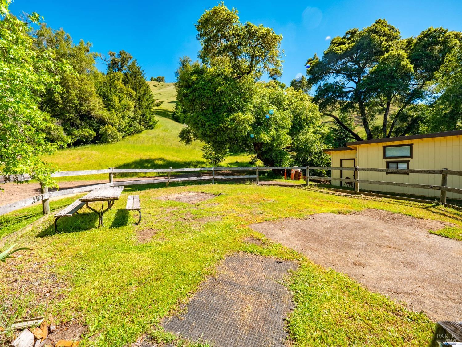 Detail Gallery Image 73 of 96 For 9655 Peachland Rd, Boonville,  CA 95415 - 4 Beds | 4 Baths