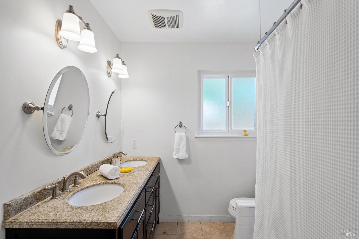 Detail Gallery Image 15 of 21 For 3 Rita Ct, Novato,  CA 94945 - 3 Beds | 2 Baths