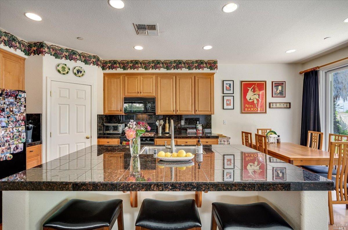 Detail Gallery Image 47 of 66 For 78 Castellina Cir, American Canyon,  CA 94503 - 3 Beds | 2 Baths