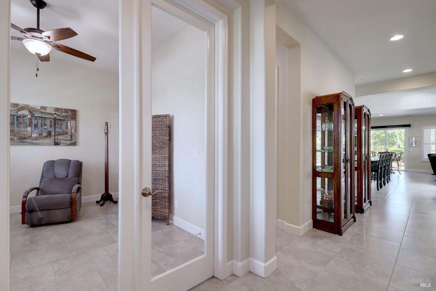 Detail Gallery Image 10 of 85 For 212 Summerset Dr, Rio Vista,  CA 94571 - 2 Beds | 2/1 Baths