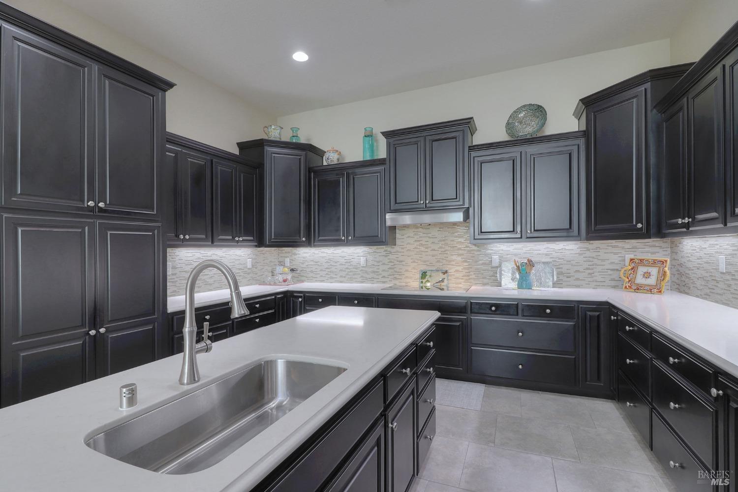 Detail Gallery Image 26 of 85 For 212 Summerset Dr, Rio Vista,  CA 94571 - 2 Beds | 2/1 Baths