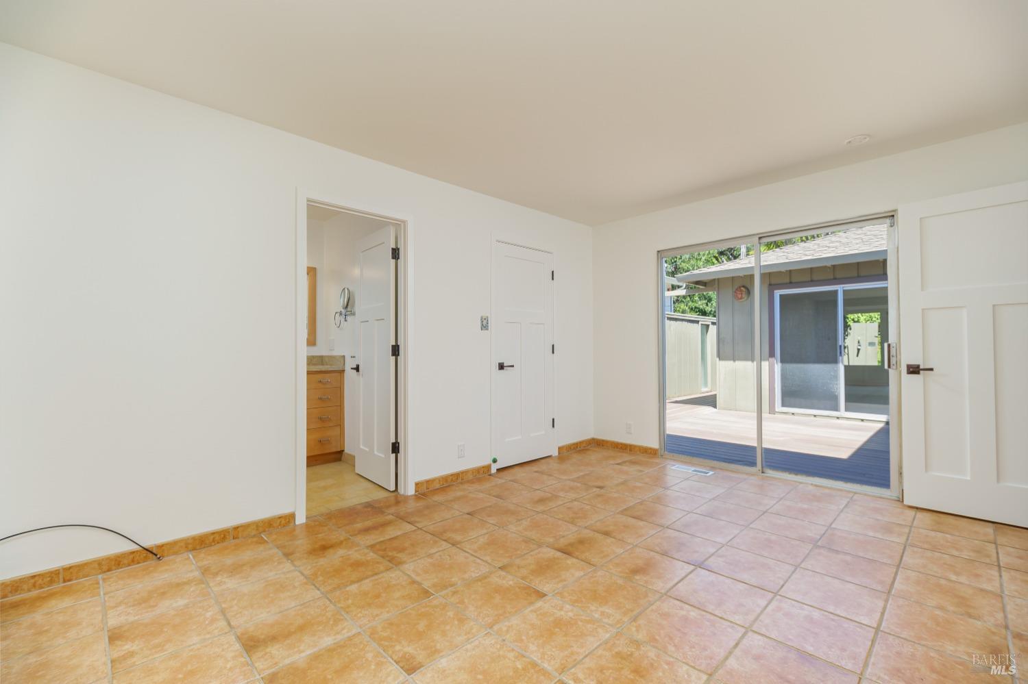 Detail Gallery Image 23 of 38 For 88 Buena Vista Ave, Mill Valley,  CA 94941 - 3 Beds | 2 Baths