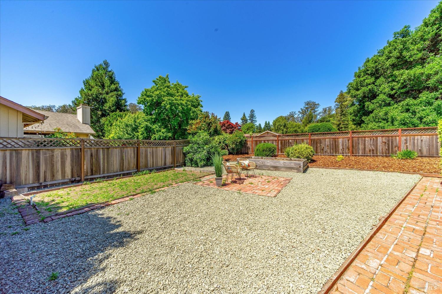 Detail Gallery Image 41 of 61 For 1025 Charlson Way, Napa,  CA 94558 - 3 Beds | 2/1 Baths