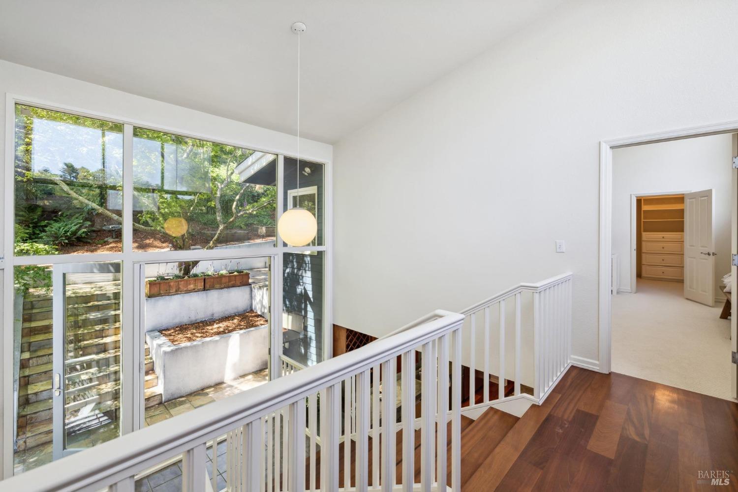 Detail Gallery Image 39 of 88 For 419 Marin Ave, Mill Valley,  CA 94941 - 6 Beds | 4/2 Baths