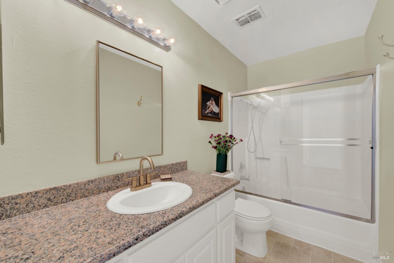 Detail Gallery Image 34 of 60 For 2915 N Texas St #216,  Fairfield,  CA 94533 - 2 Beds | 1 Baths