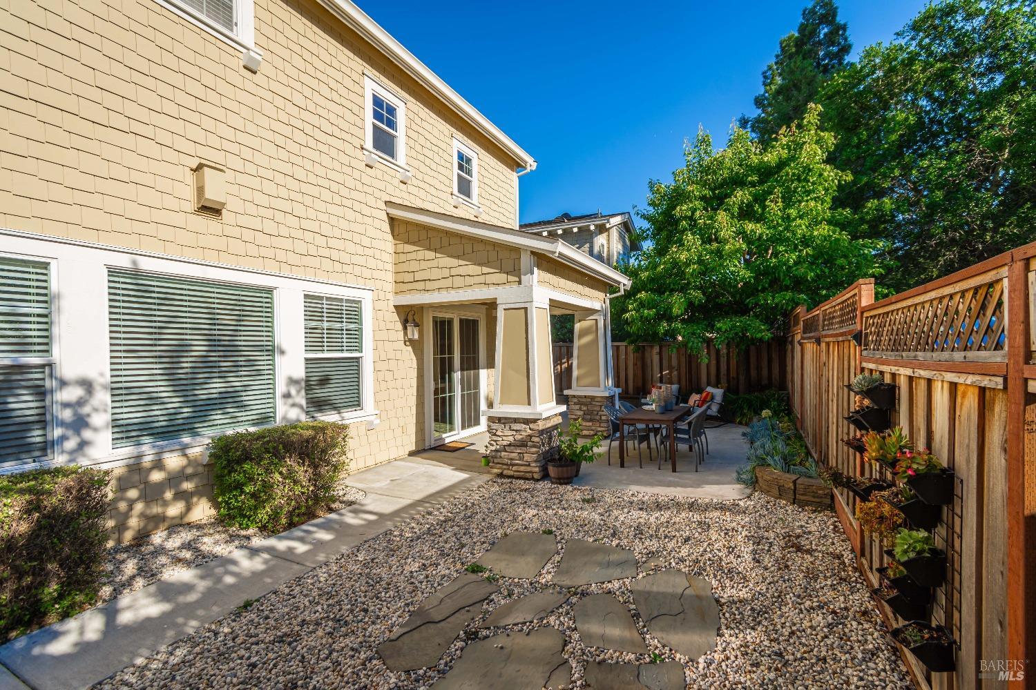 Detail Gallery Image 50 of 61 For 19 Catania Ct, Napa,  CA 94558 - 4 Beds | 3/1 Baths