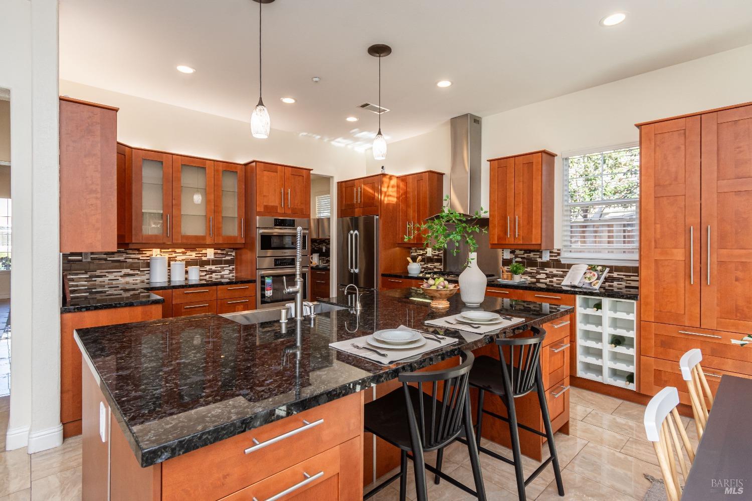 Detail Gallery Image 2 of 61 For 19 Catania Ct, Napa,  CA 94558 - 4 Beds | 3/1 Baths