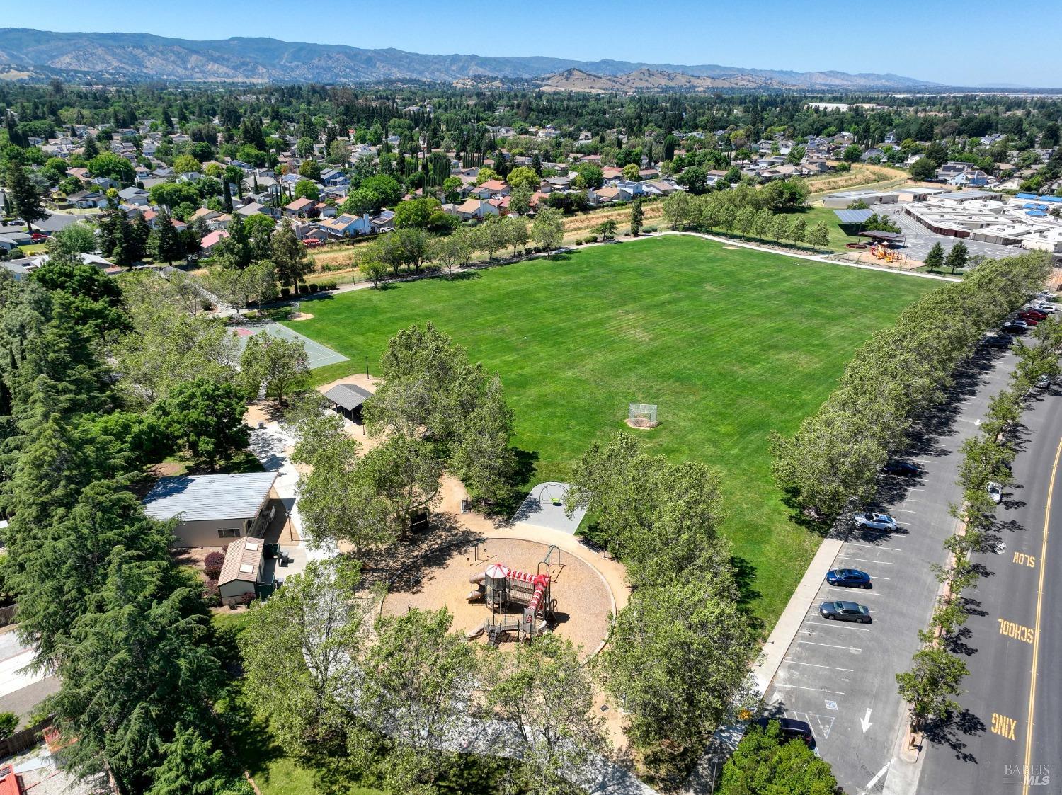 Detail Gallery Image 39 of 49 For 437 Harvest Cir, Vacaville,  CA 95687 - 4 Beds | 3 Baths