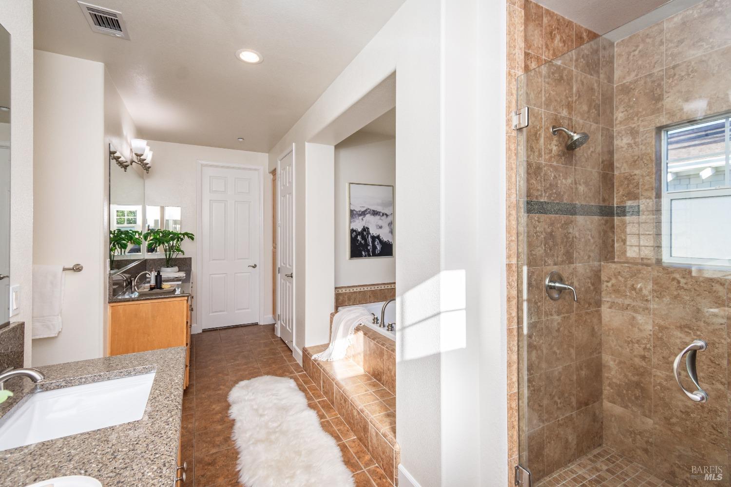 Detail Gallery Image 43 of 61 For 19 Catania Ct, Napa,  CA 94558 - 4 Beds | 3/1 Baths