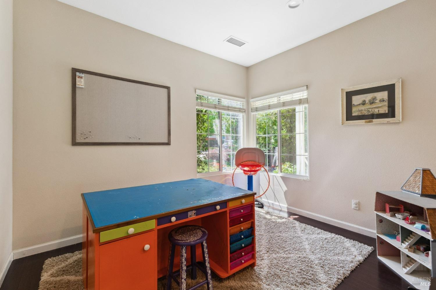 Detail Gallery Image 15 of 19 For 312 Pepperwood Dr, Cloverdale,  CA 95425 - 2 Beds | 2 Baths