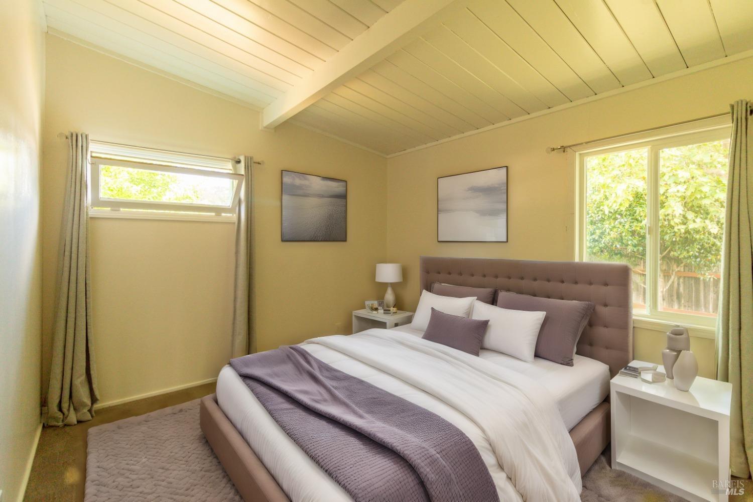 Detail Gallery Image 6 of 28 For 306 Champlain Ave, Cloverdale,  CA 95425 - 3 Beds | 1 Baths