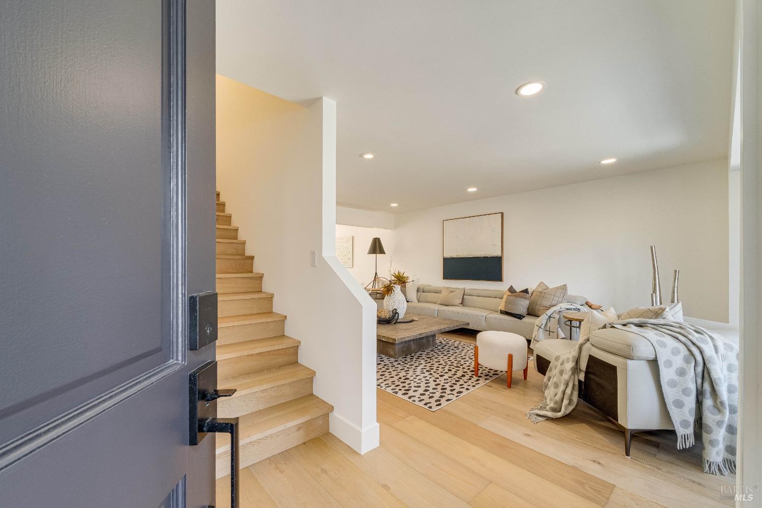 Detail Gallery Image 4 of 67 For 3104 Hyde Park Pl, Napa,  CA 94558 - 4 Beds | 2/1 Baths