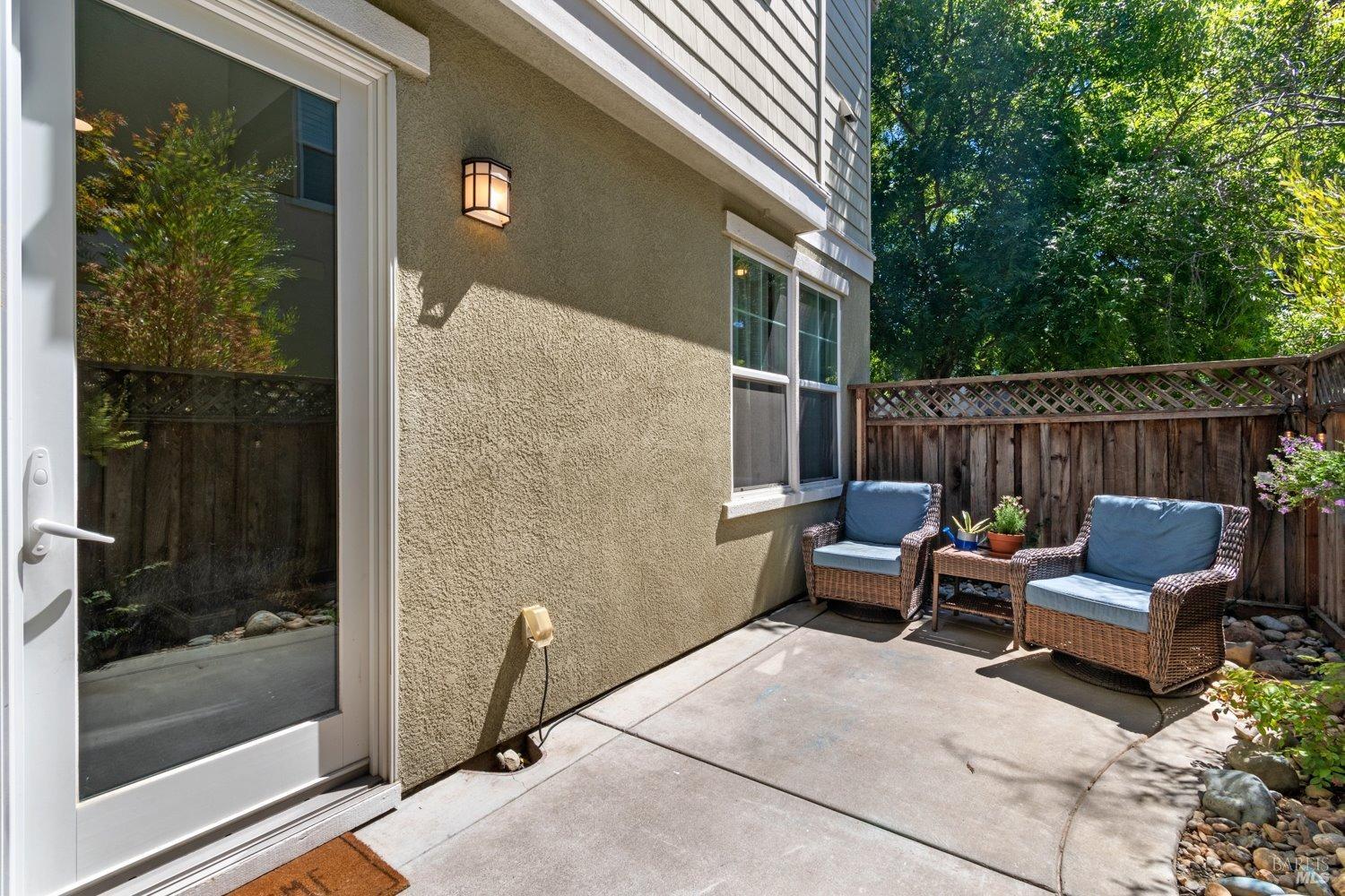 Detail Gallery Image 48 of 60 For 119 Summerfield Dr, Vacaville,  CA 95687 - 4 Beds | 2/1 Baths