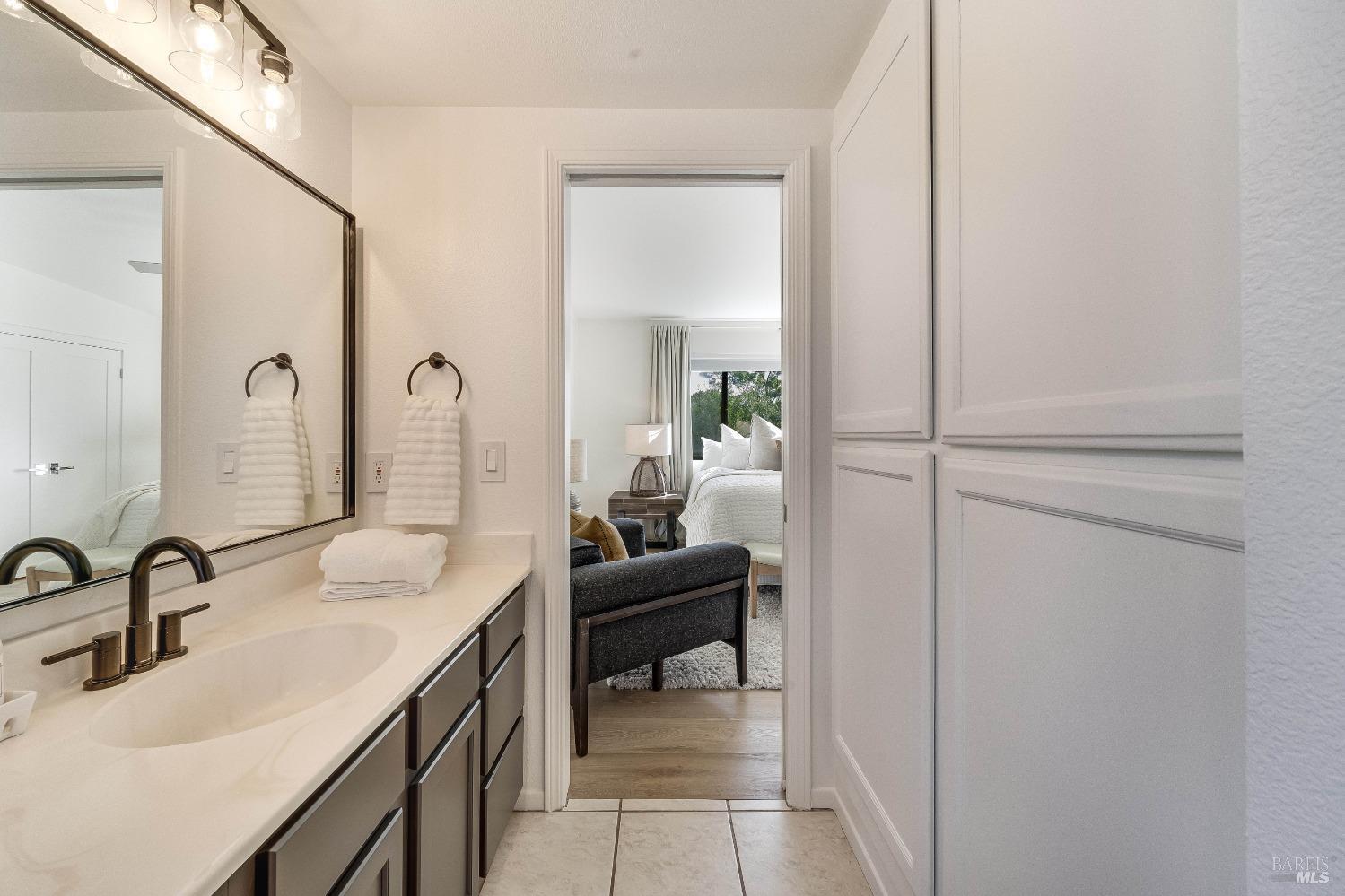 Detail Gallery Image 31 of 67 For 3104 Hyde Park Pl, Napa,  CA 94558 - 4 Beds | 2/1 Baths
