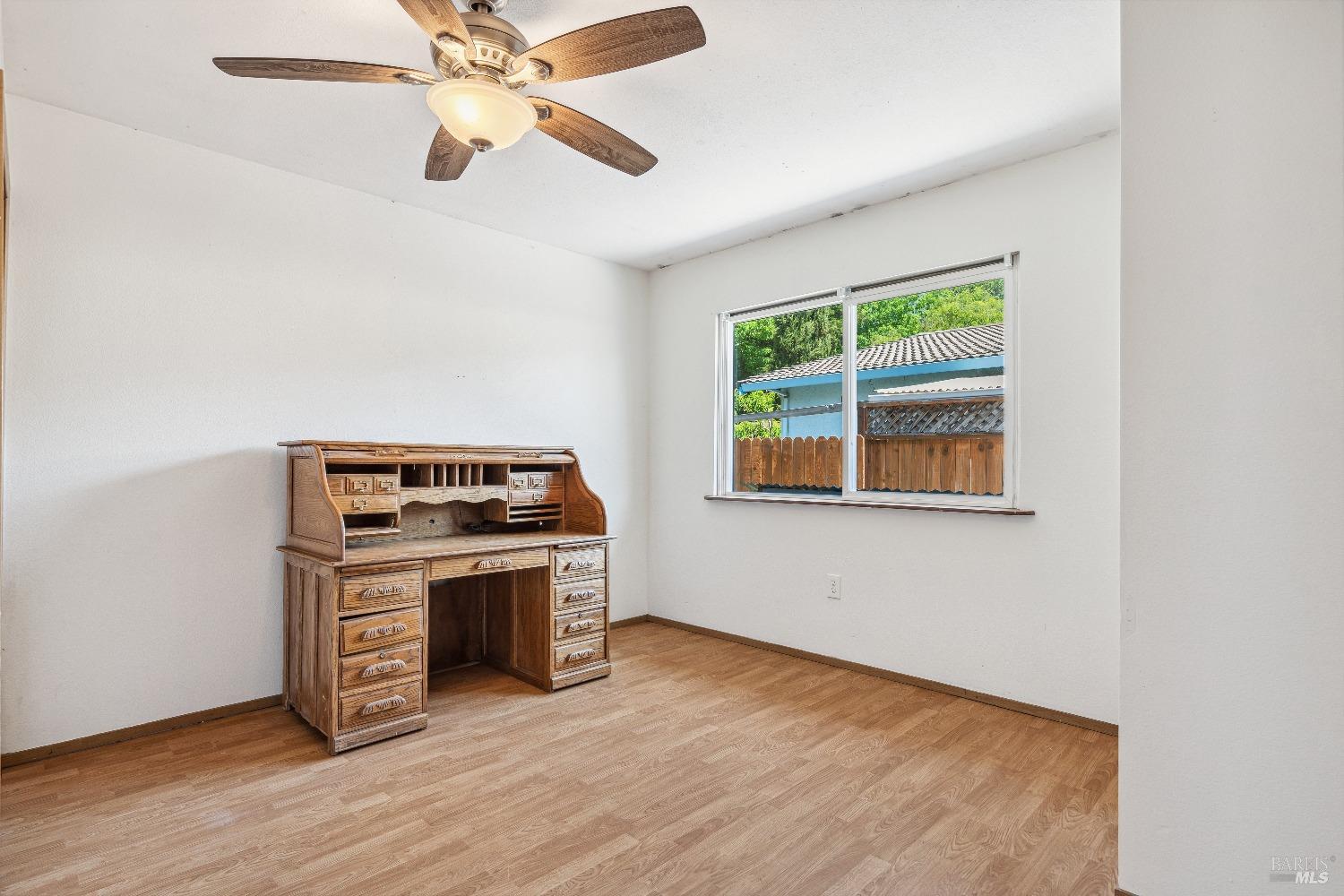 Detail Gallery Image 11 of 22 For 1846 Commons Ct, Windsor,  CA 95492 - 3 Beds | 1 Baths