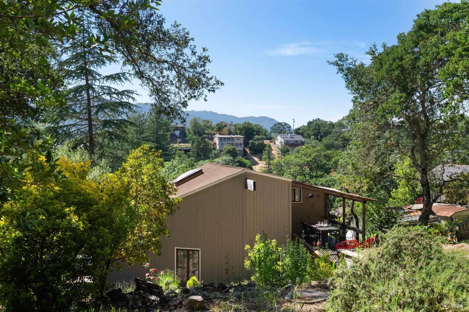 Detail Gallery Image 44 of 47 For 17290 Hillside Ave, Sonoma,  CA 95476 - 2 Beds | 2 Baths