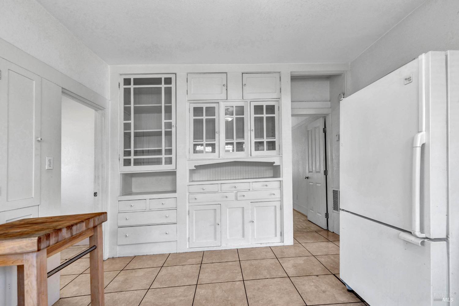 Detail Gallery Image 9 of 39 For 708 Alameda St, Vallejo,  CA 94590 - 2 Beds | 1/1 Baths