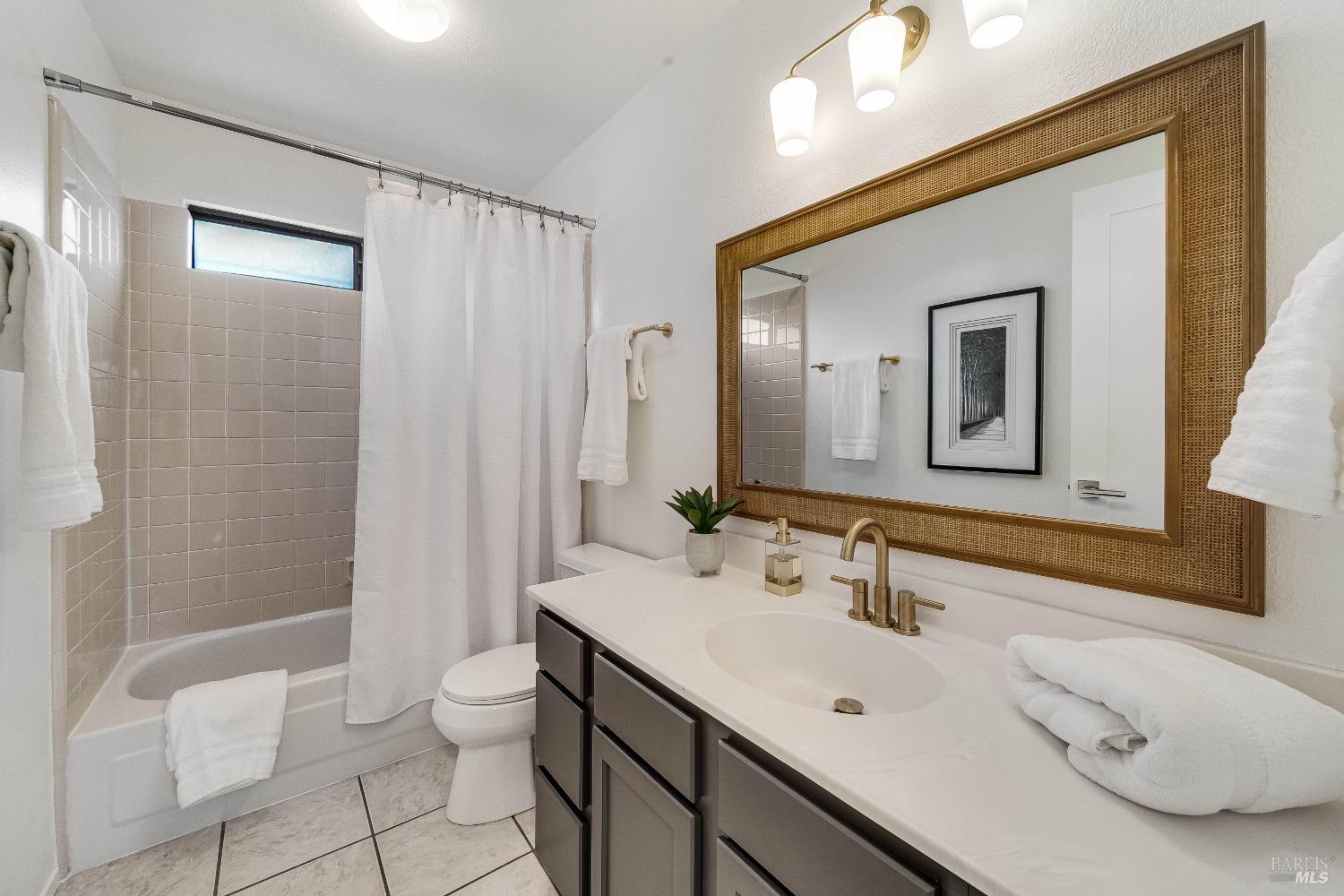 Detail Gallery Image 34 of 67 For 3104 Hyde Park Pl, Napa,  CA 94558 - 4 Beds | 2/1 Baths