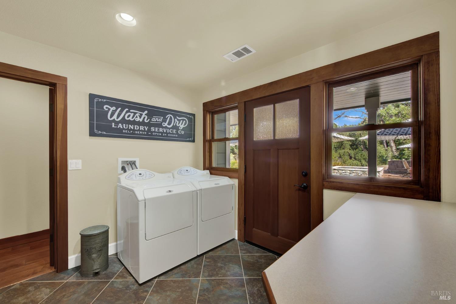 Detail Gallery Image 50 of 99 For 3685 Wild Oak Trl, Vacaville,  CA 95688 - 4 Beds | 2/1 Baths