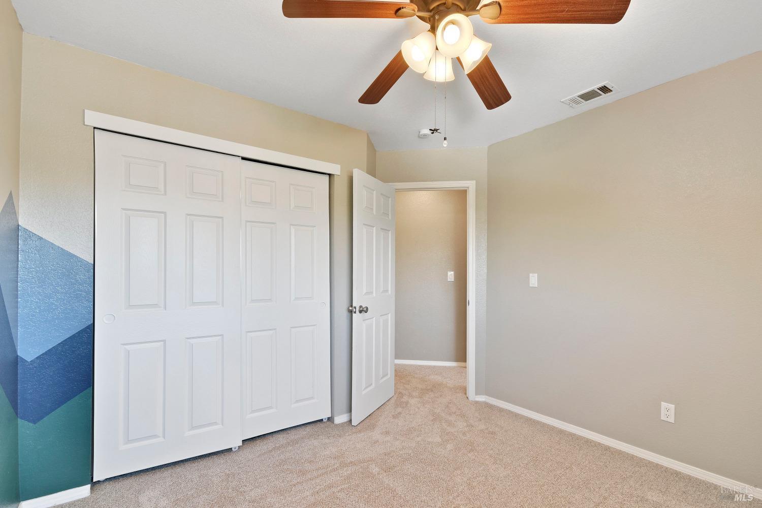 Detail Gallery Image 33 of 40 For 267 Sunridge Way, Vacaville,  CA 95688 - 4 Beds | 2/1 Baths