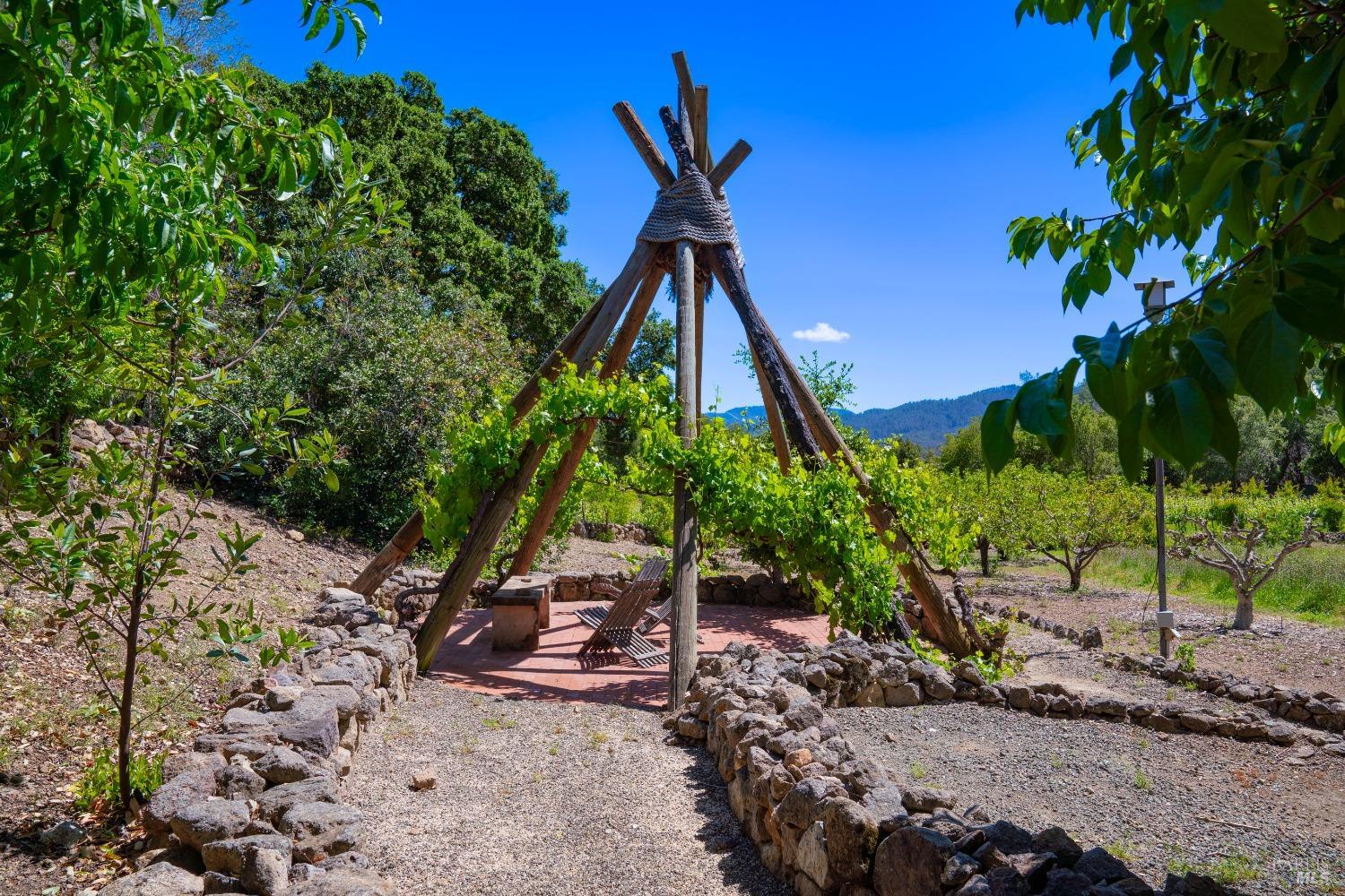 Detail Gallery Image 44 of 45 For 321 Dutch Henry Canyon Rd, Calistoga,  CA 94515 - 2 Beds | 2 Baths