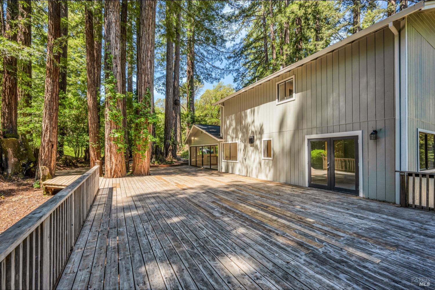 Detail Gallery Image 28 of 53 For 14600 Gabes Rock Rd, Guerneville,  CA 95446 - 3 Beds | 2 Baths