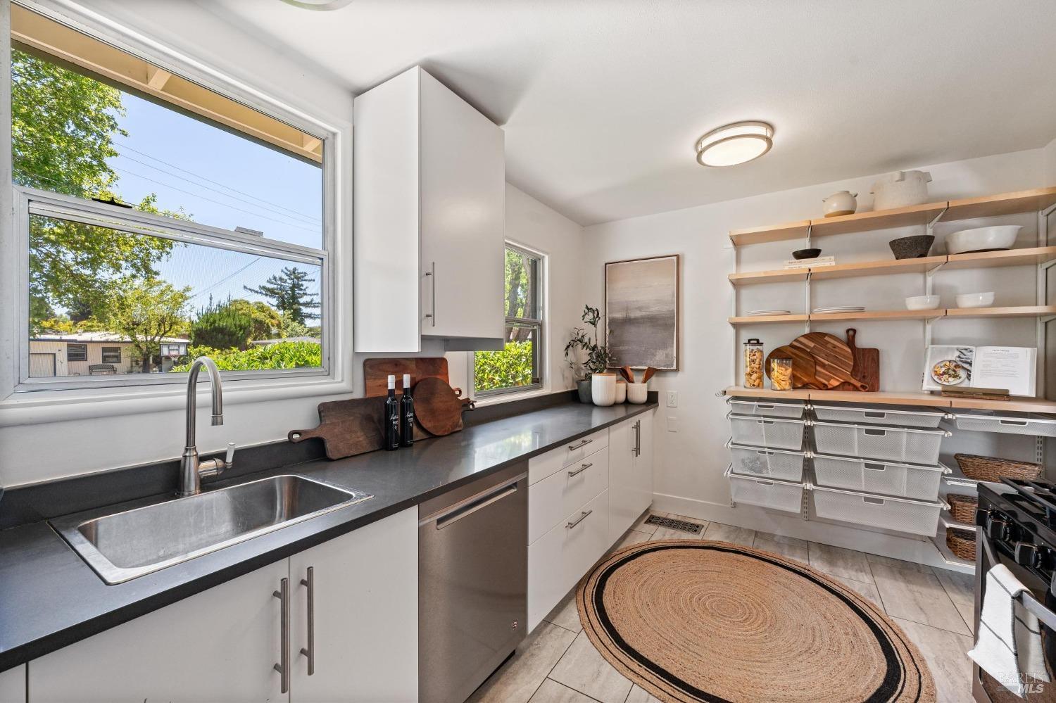 Detail Gallery Image 11 of 33 For 751 Plaza Amapola Unkn, Novato,  CA 94947 - 3 Beds | 1 Baths