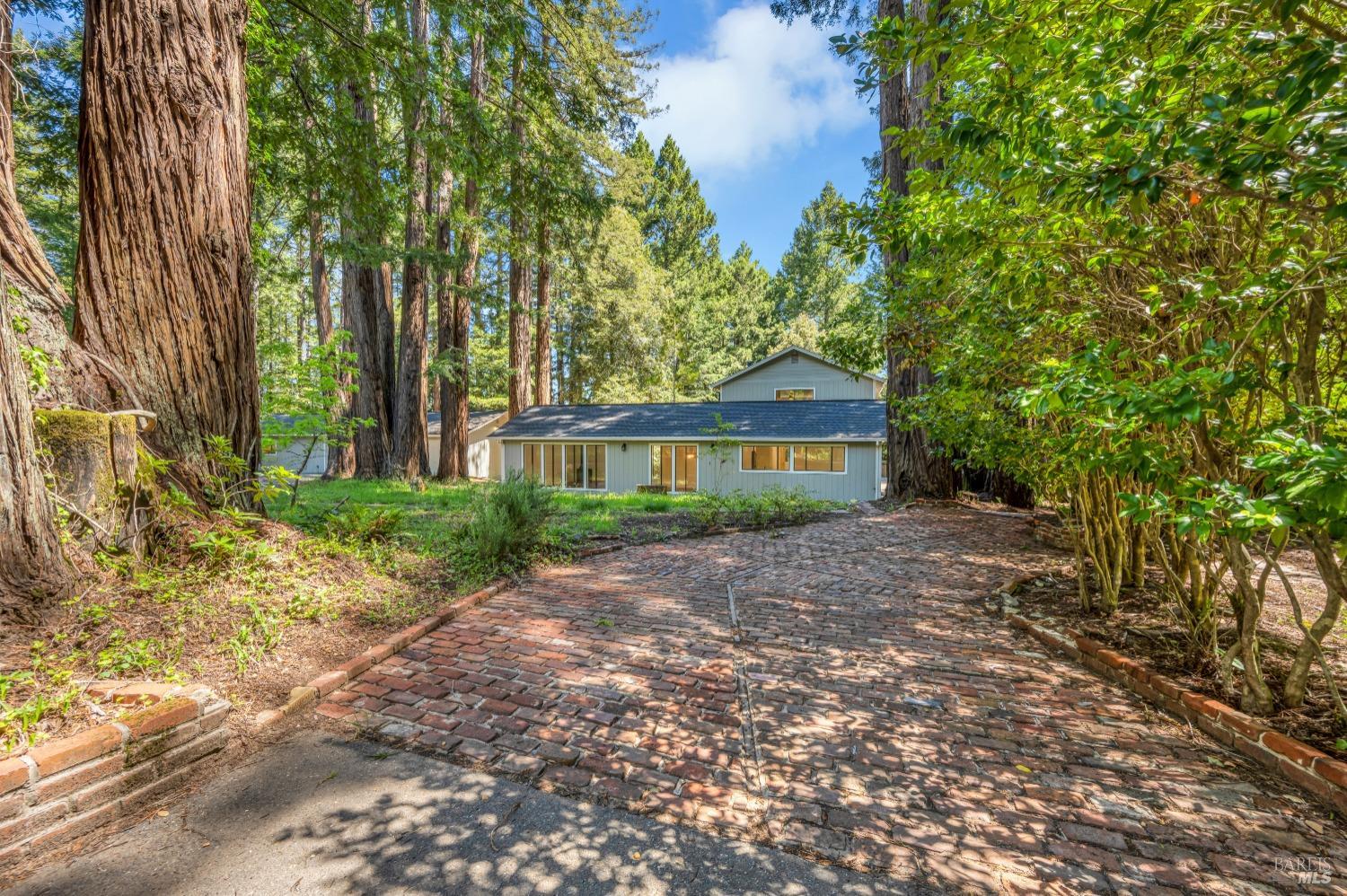 Detail Gallery Image 52 of 53 For 14600 Gabes Rock Rd, Guerneville,  CA 95446 - 3 Beds | 2 Baths