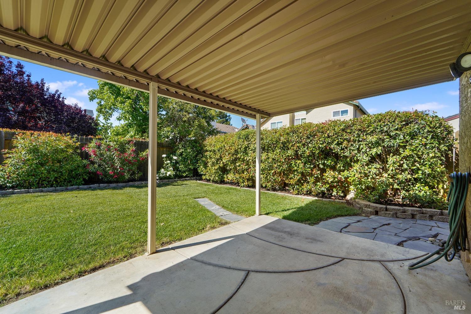 Detail Gallery Image 5 of 36 For 267 Harvest Dr, Vacaville,  CA 95687 - 4 Beds | 2/1 Baths