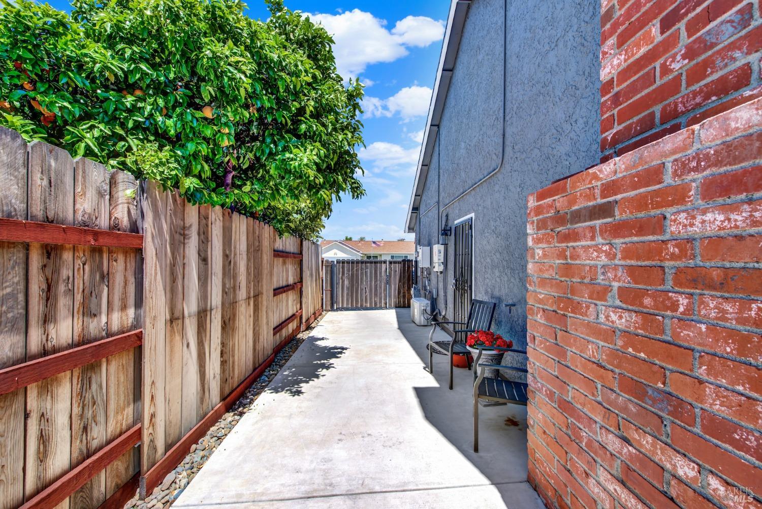 Detail Gallery Image 61 of 64 For 520 Fortuna Dr, Suisun City,  CA 94585 - 3 Beds | 2 Baths
