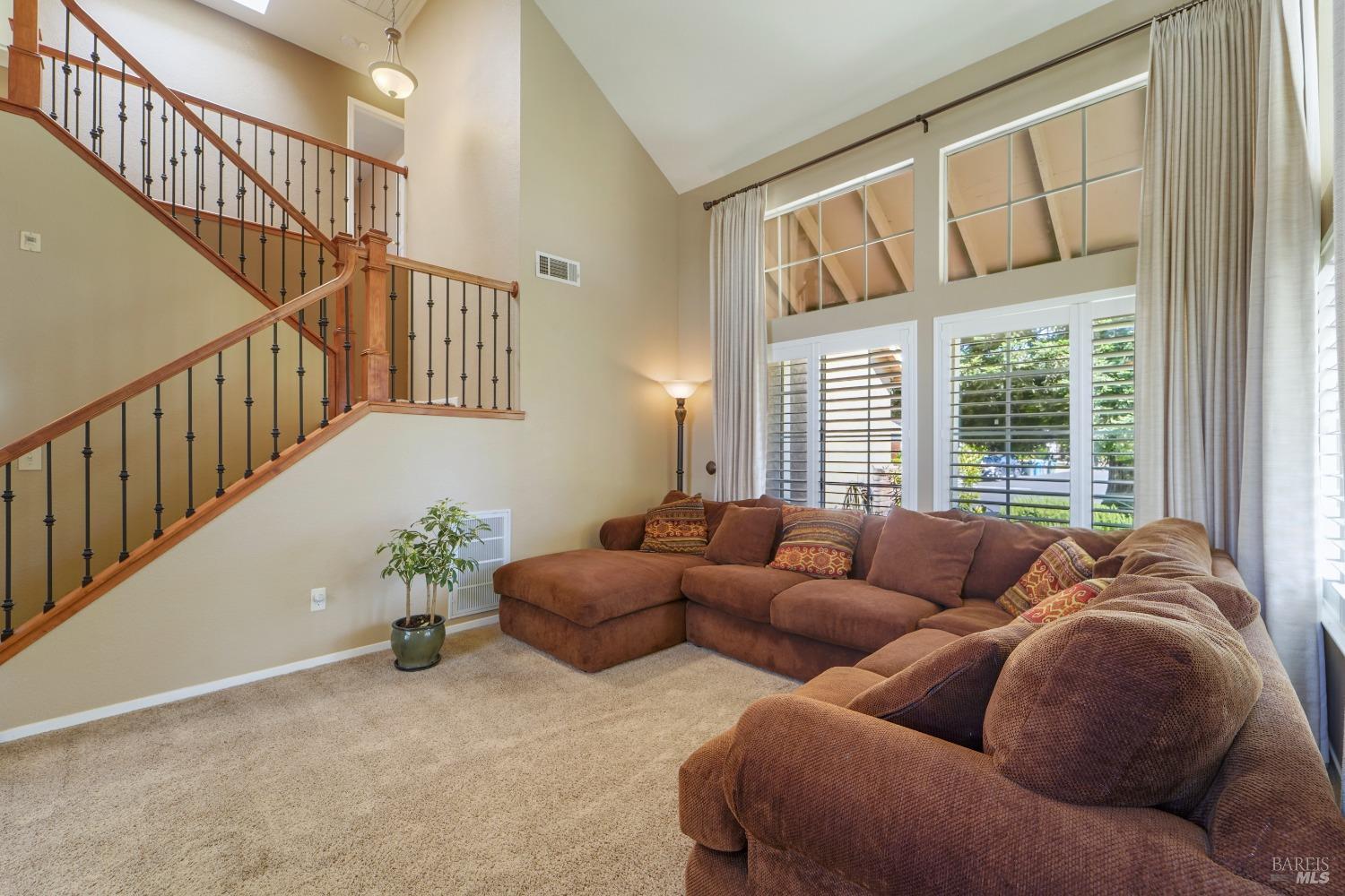 Detail Gallery Image 9 of 36 For 267 Harvest Dr, Vacaville,  CA 95687 - 4 Beds | 2/1 Baths