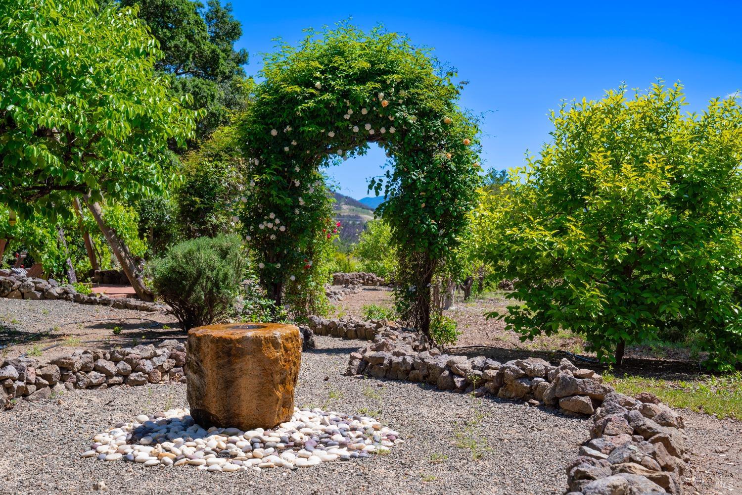 Detail Gallery Image 39 of 45 For 321 Dutch Henry Canyon Rd, Calistoga,  CA 94515 - 2 Beds | 2 Baths