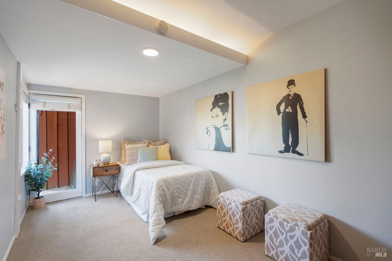 Detail Gallery Image 32 of 43 For 18 Girard Ave, Sausalito,  CA 94965 - 2 Beds | 2/1 Baths