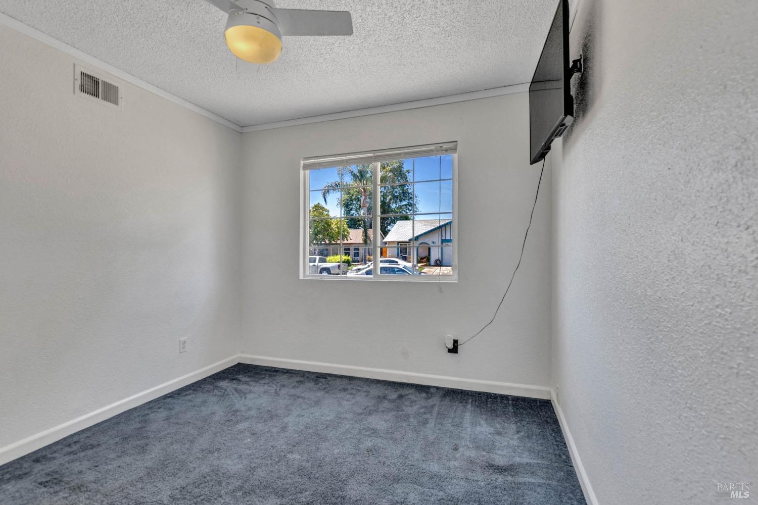 Detail Gallery Image 15 of 35 For 101 Merrimac Ct, Vallejo,  CA 94589 - 3 Beds | 1 Baths