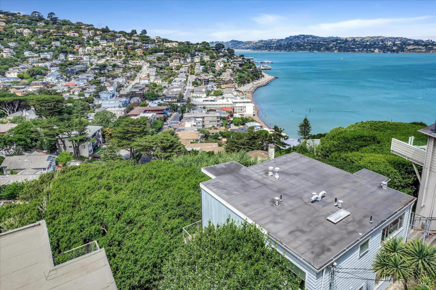 Detail Gallery Image 41 of 52 For 60 Edwards Ave, Sausalito,  CA 94965 - 3 Beds | 2 Baths