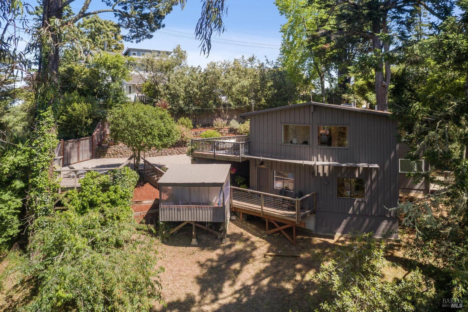Detail Gallery Image 63 of 73 For 19 Monte Cimas Ave, Mill Valley,  CA 94941 - 3 Beds | 2 Baths