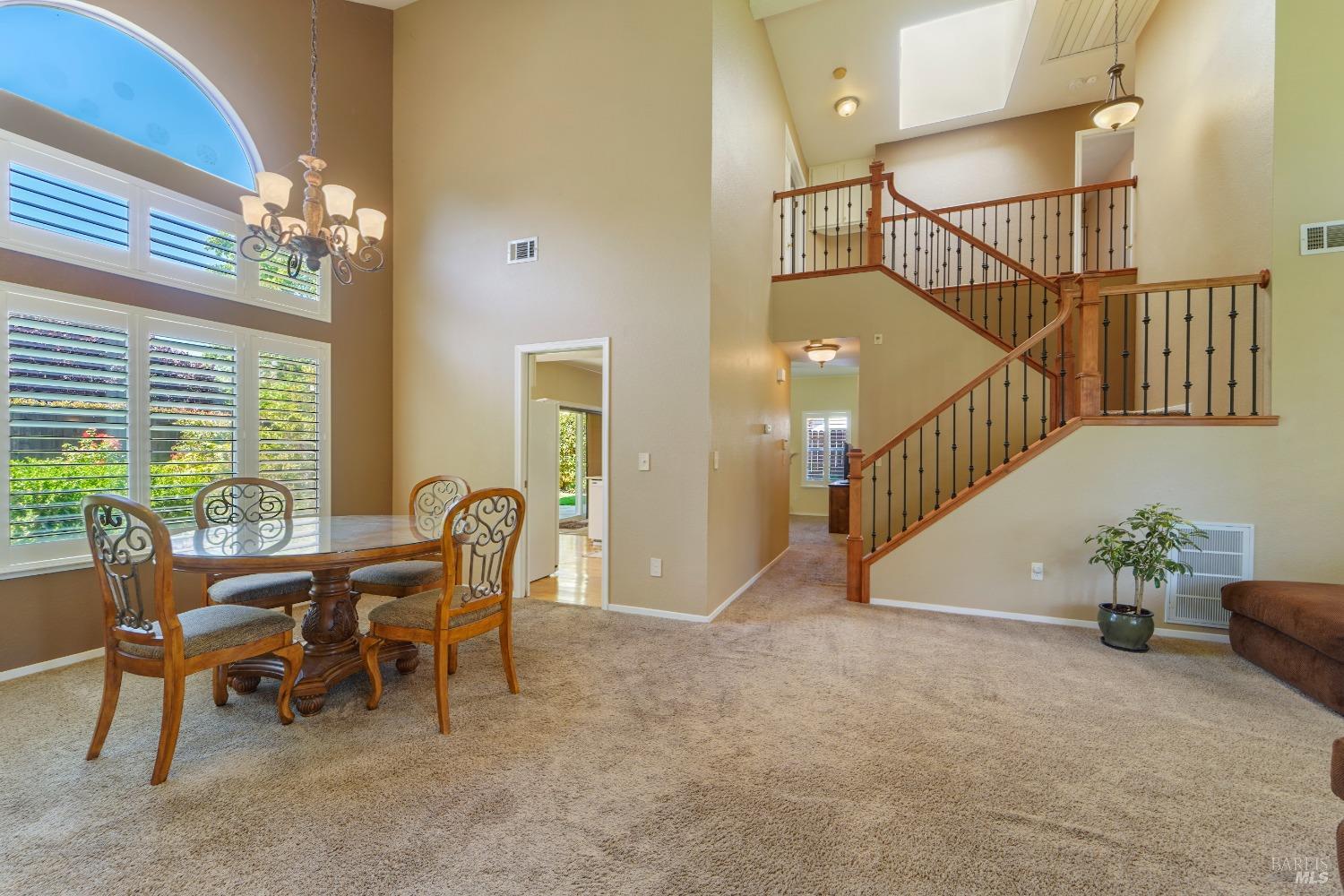 Detail Gallery Image 8 of 36 For 267 Harvest Dr, Vacaville,  CA 95687 - 4 Beds | 2/1 Baths