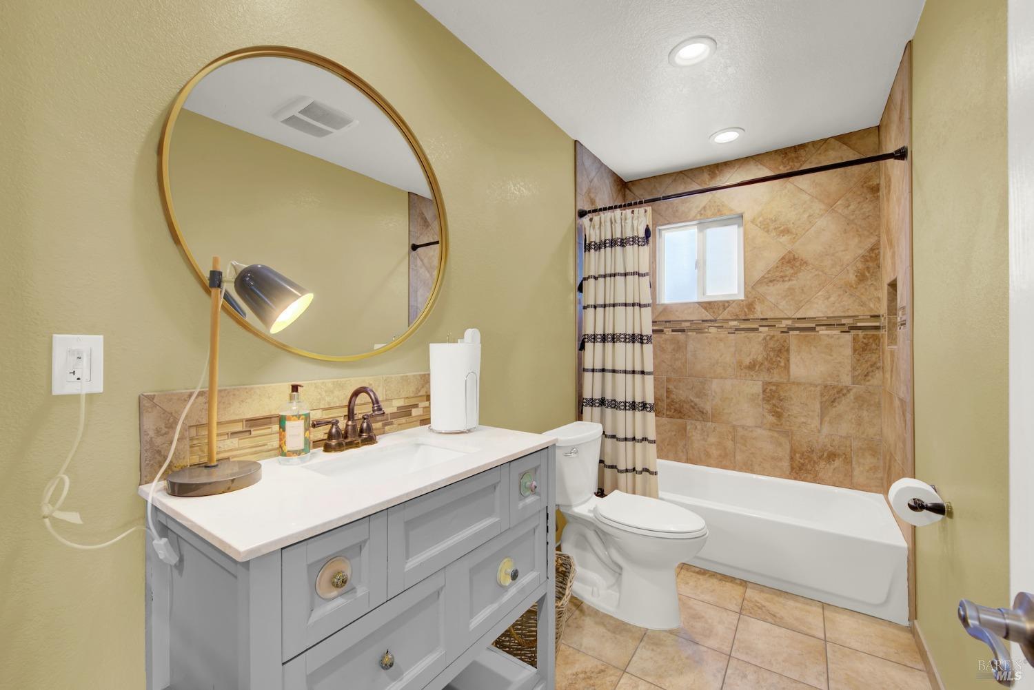 Detail Gallery Image 25 of 64 For 520 Fortuna Dr, Suisun City,  CA 94585 - 3 Beds | 2 Baths