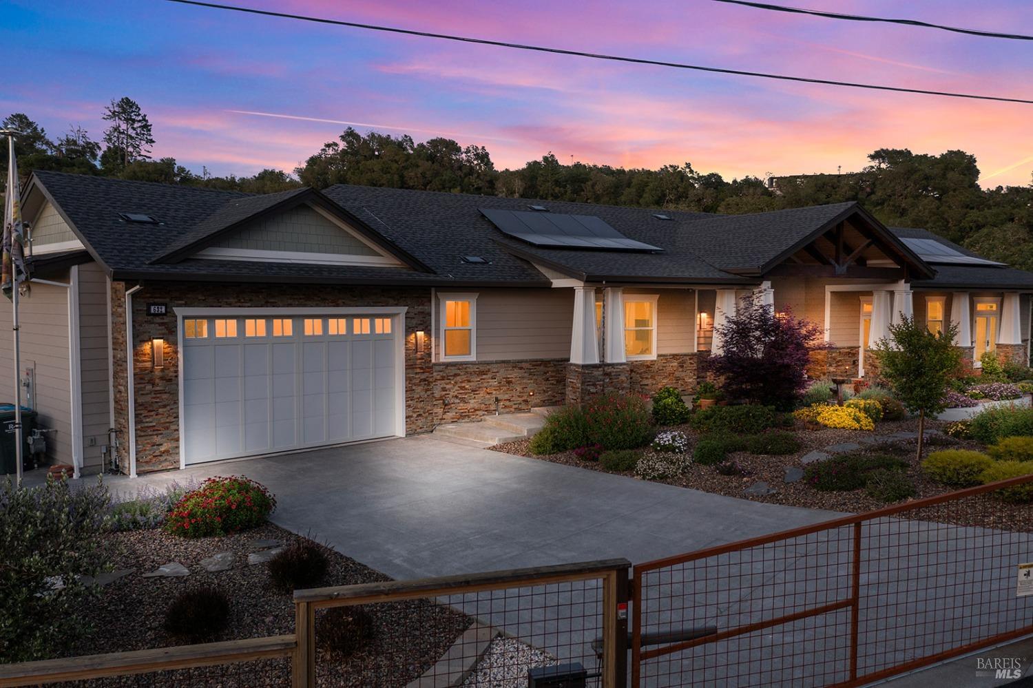 Detail Gallery Image 7 of 99 For 632 Vista Grande Pl, Santa Rosa,  CA 95403 - 4 Beds | 2/1 Baths