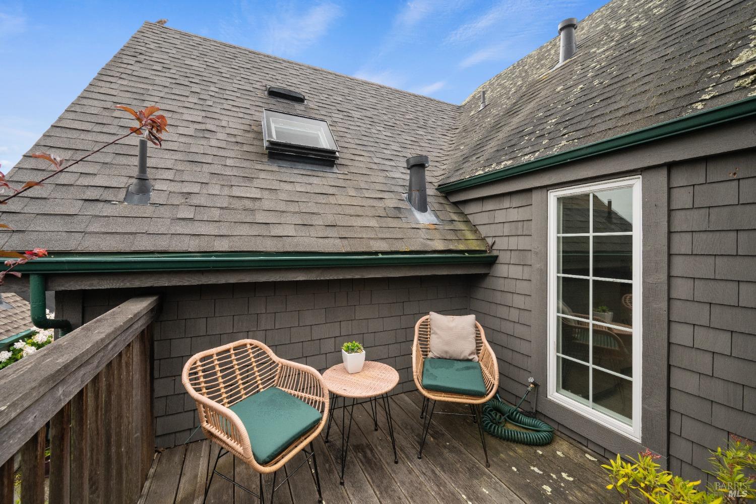 Detail Gallery Image 34 of 47 For 761 Miller Ave, Mill Valley,  CA 94941 - 1 Beds | 1 Baths