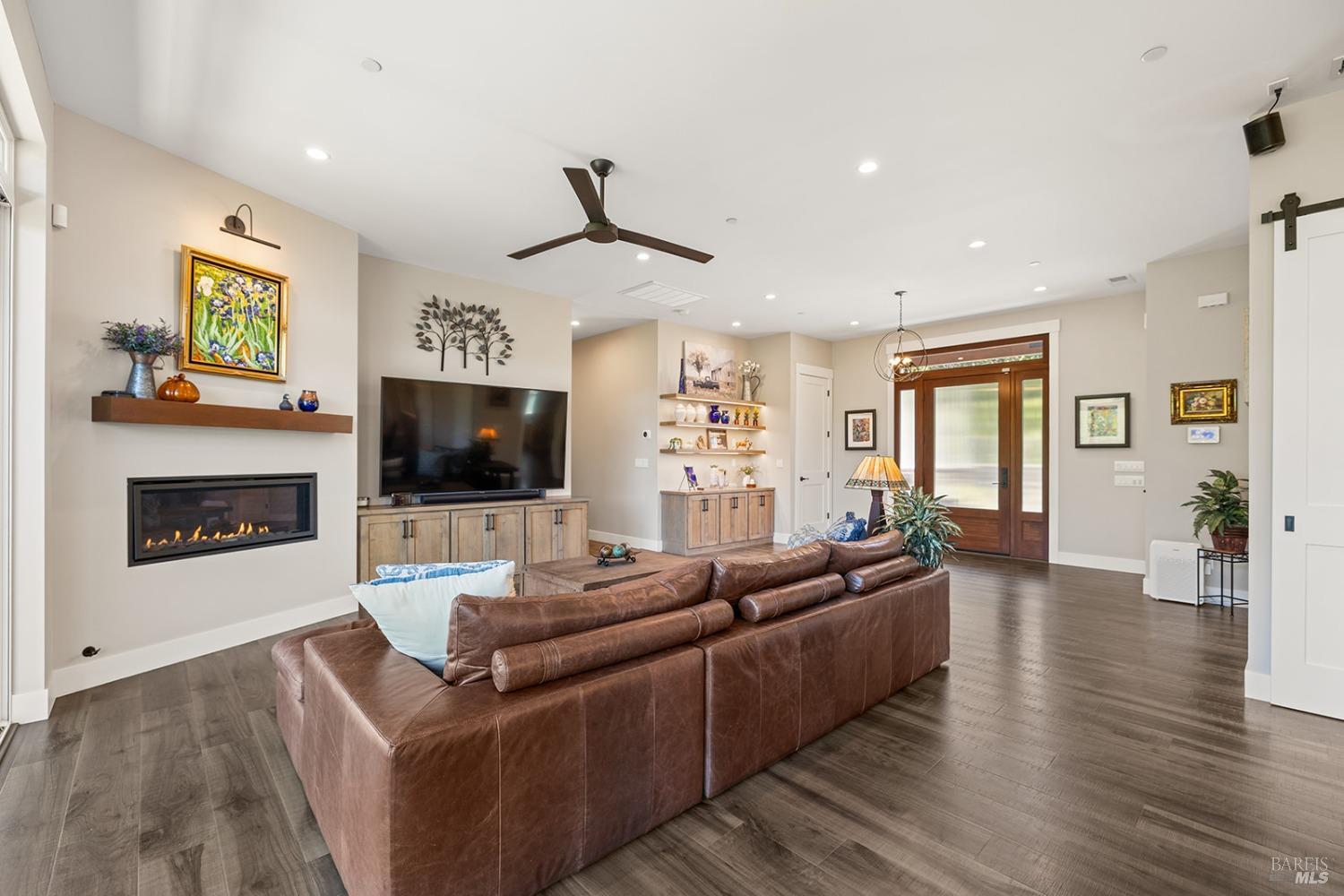 Detail Gallery Image 15 of 99 For 632 Vista Grande Pl, Santa Rosa,  CA 95403 - 4 Beds | 2/1 Baths