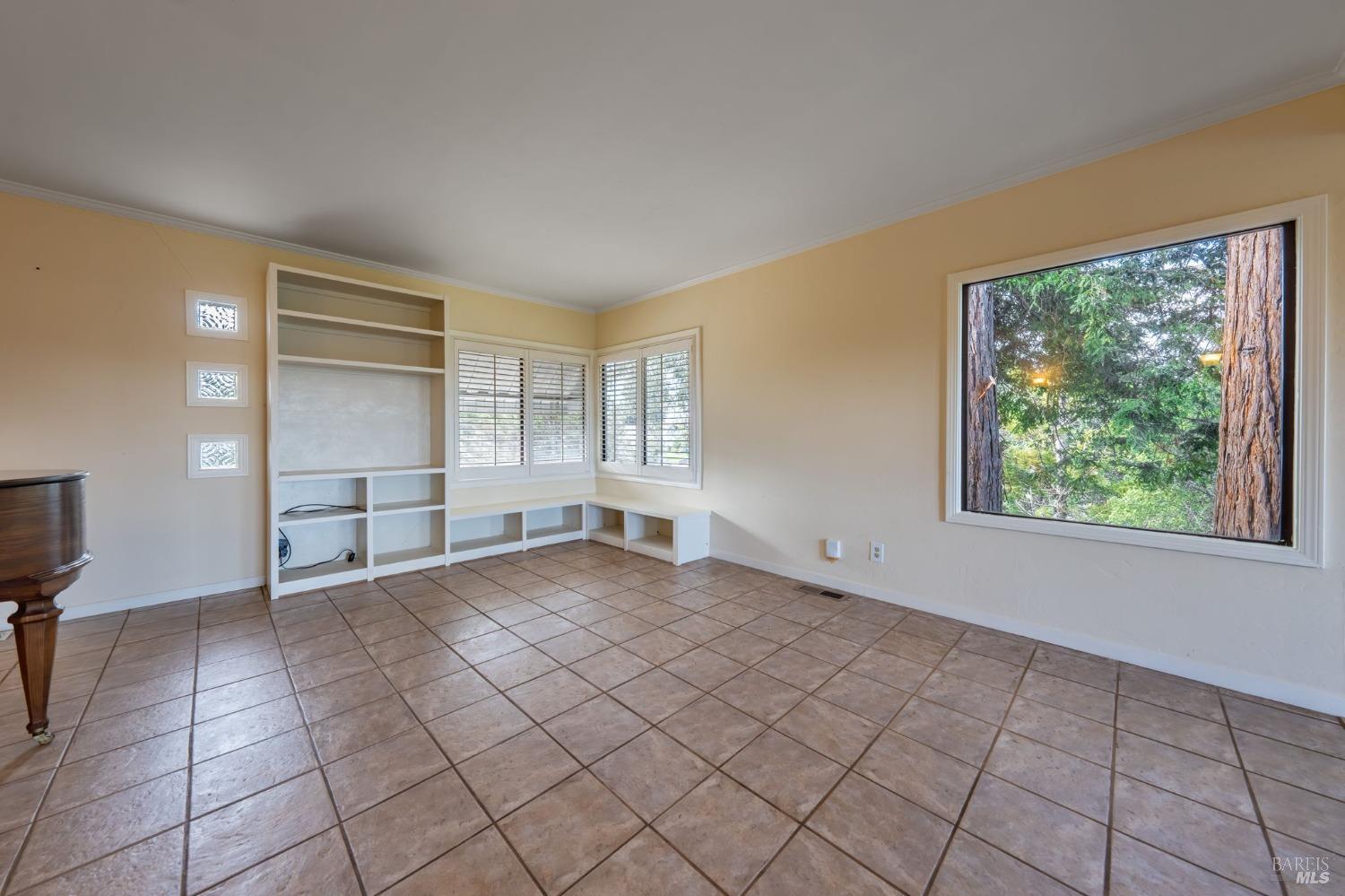 Detail Gallery Image 35 of 59 For 166 Plov Way, Vallejo,  CA 94590 - 2 Beds | 2 Baths