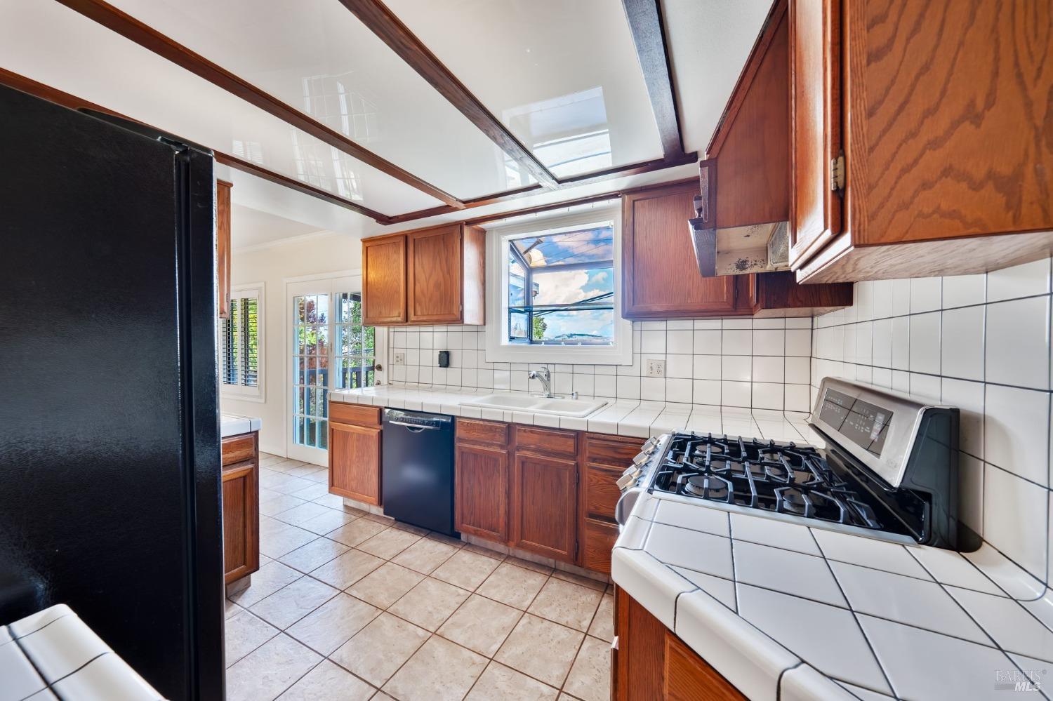 Detail Gallery Image 40 of 59 For 166 Plov Way, Vallejo,  CA 94590 - 2 Beds | 2 Baths