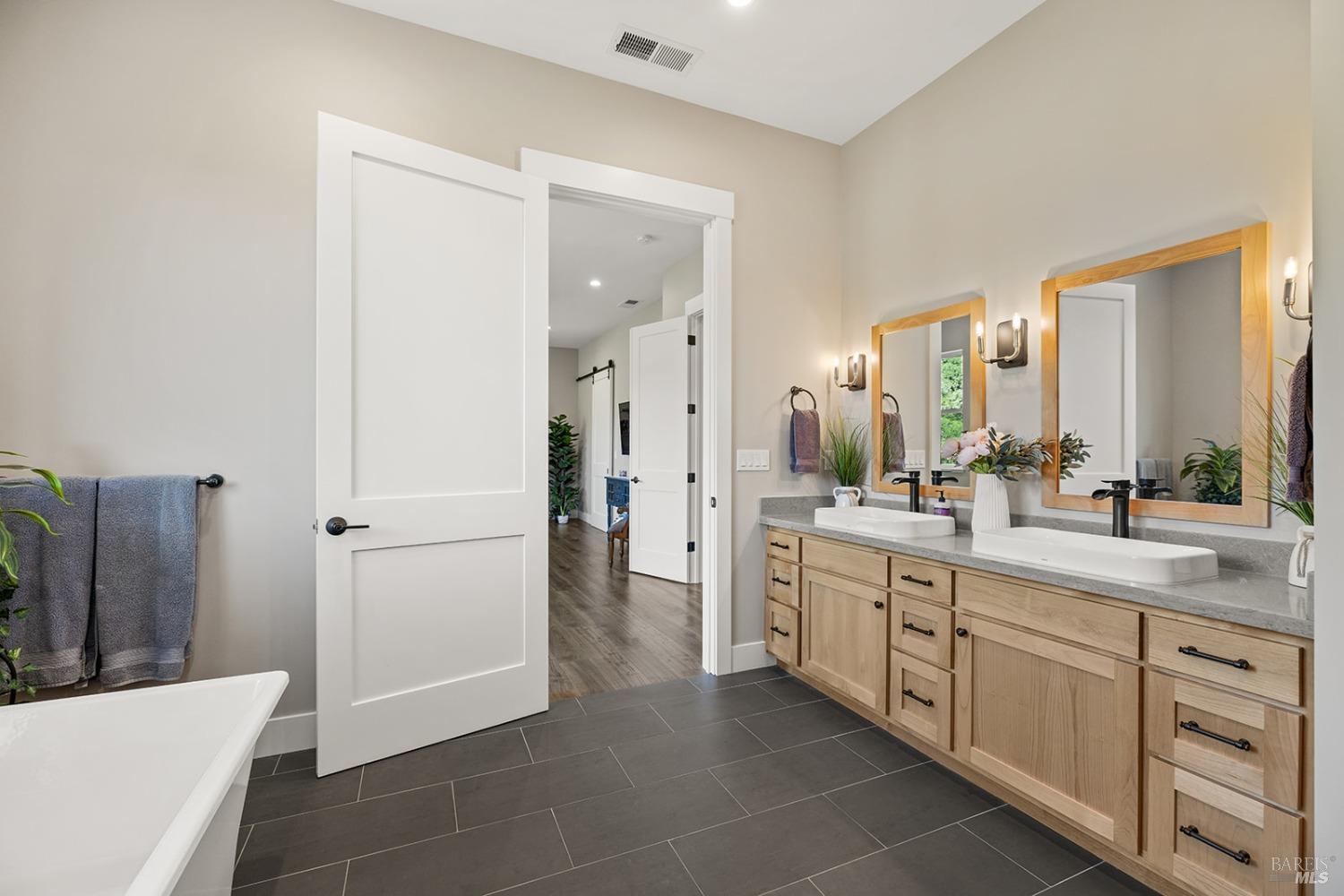 Detail Gallery Image 64 of 99 For 632 Vista Grande Pl, Santa Rosa,  CA 95403 - 4 Beds | 2/1 Baths