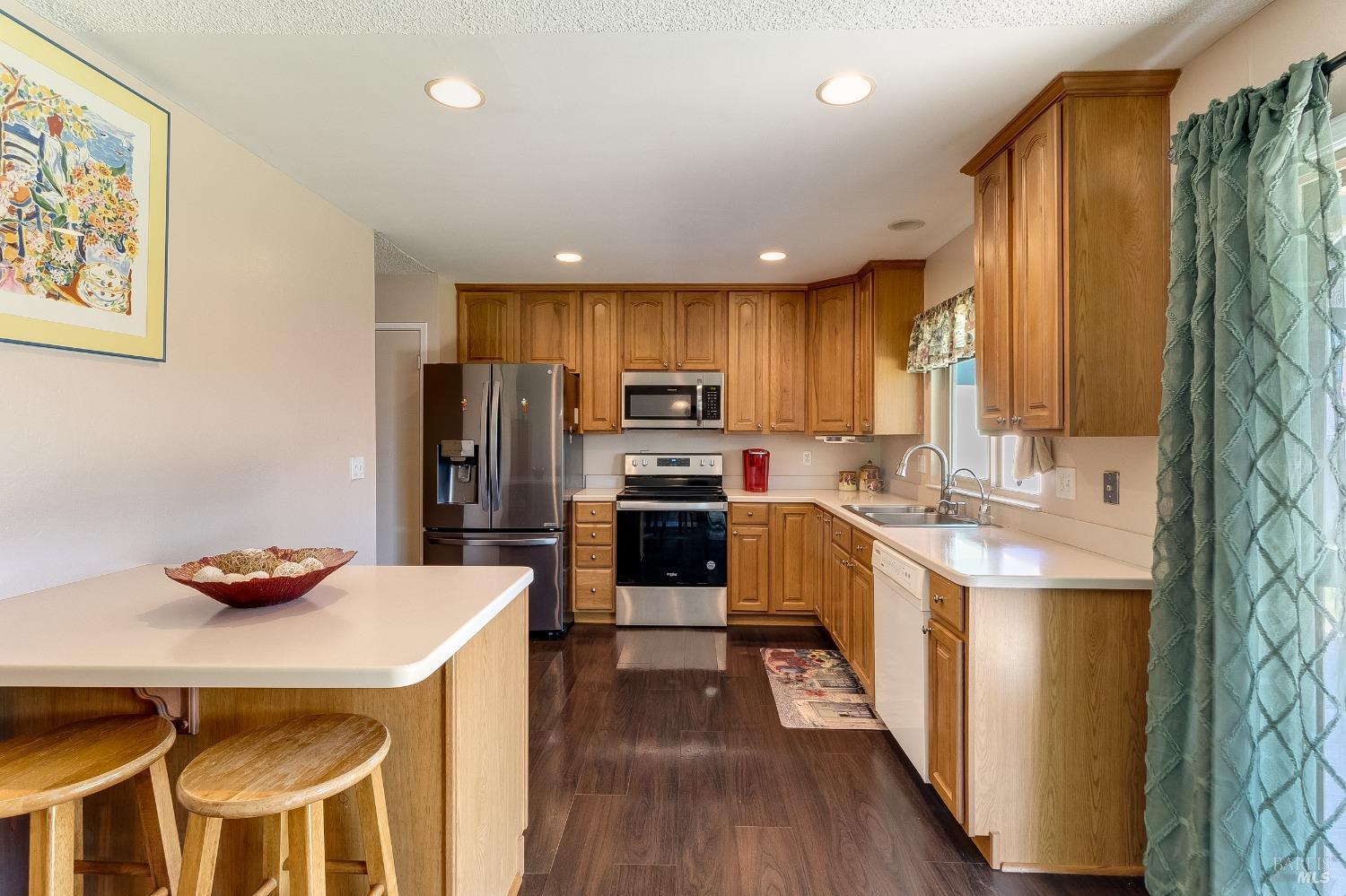 Detail Gallery Image 14 of 42 For 315 Canvasback Dr, Suisun City,  CA 94585 - 4 Beds | 2 Baths