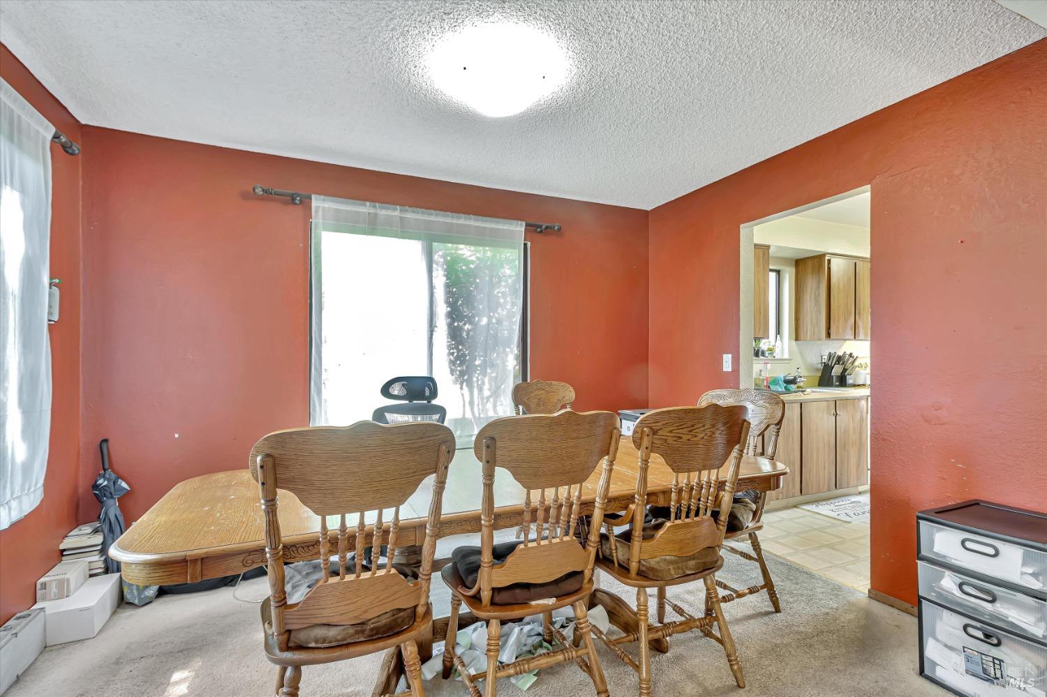 Detail Gallery Image 33 of 57 For 5 Knoll Ct, Hercules,  CA 94547 - 3 Beds | 2/1 Baths