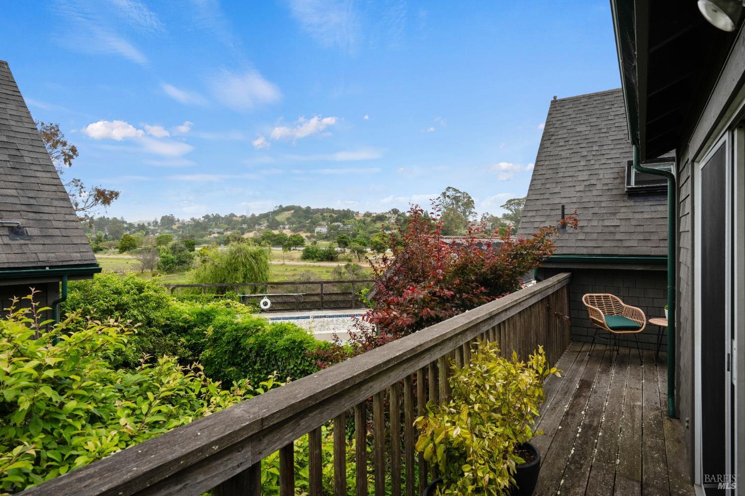 Detail Gallery Image 33 of 47 For 761 Miller Ave, Mill Valley,  CA 94941 - 1 Beds | 1 Baths