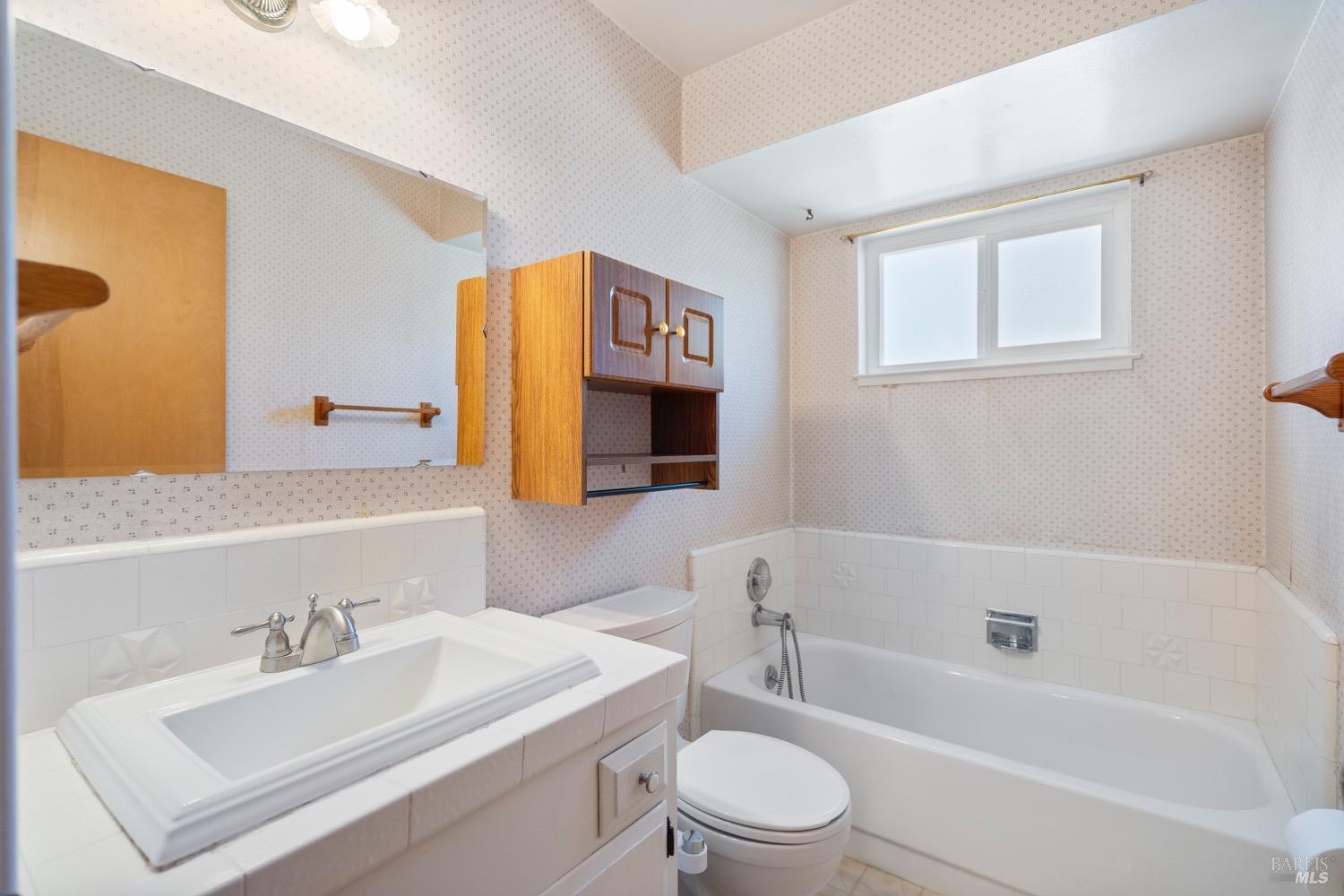 Detail Gallery Image 12 of 23 For 2197 Kaywoodie St, Napa,  CA 94558 - 3 Beds | 2 Baths